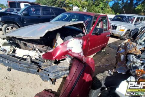 Photo of 2003 Ford Crown Victoria