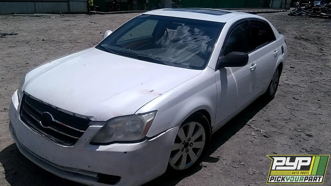 Photo of 2005 Toyota Avalon