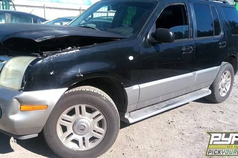 Photo of 2003 Mercury Mountaineer