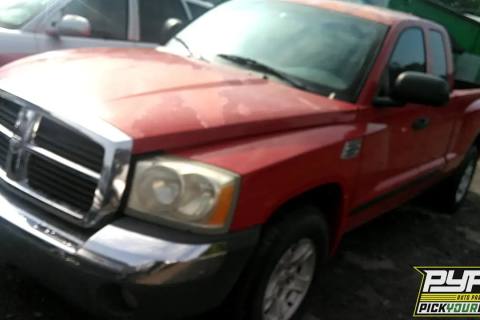 Photo of 2005 Dodge Dakota