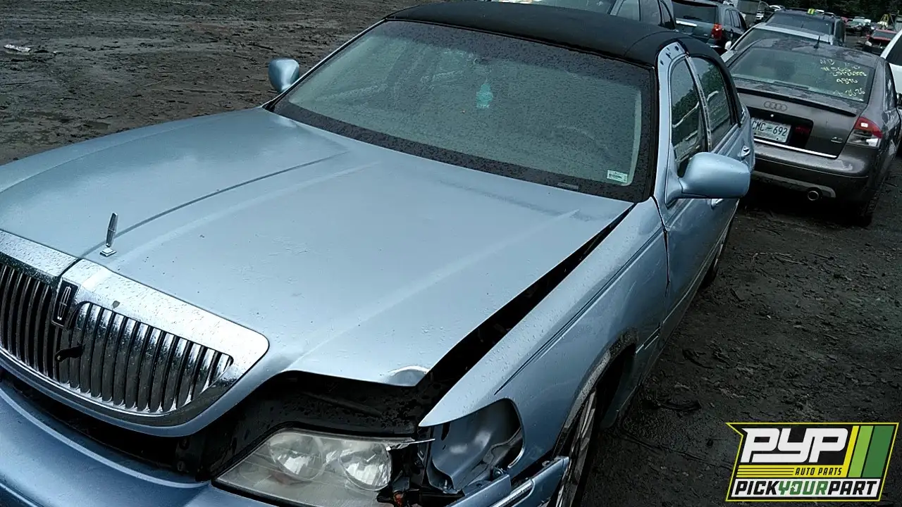Photo of 2006 Lincoln Town Car