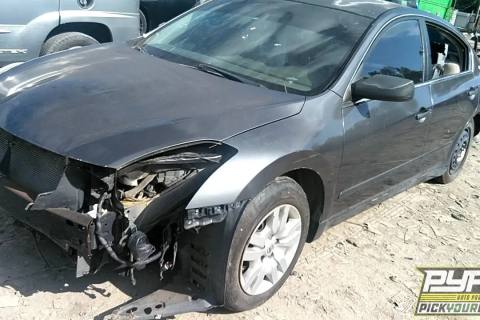 Photo of 2010 Nissan Altima