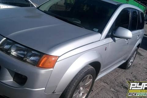 Photo of 2004 Saturn Vue