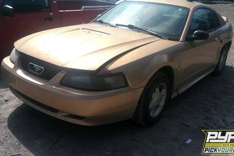 Photo of 2000 Ford Mustang