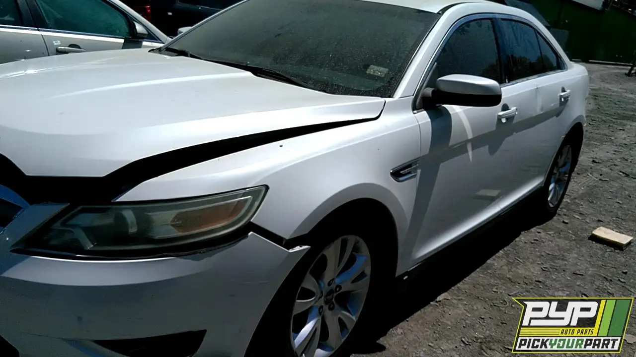 Photo of 2011 Ford Taurus