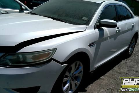 Photo of 2011 Ford Taurus