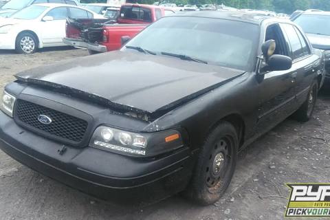 Photo of 2010 Ford Crown Victoria