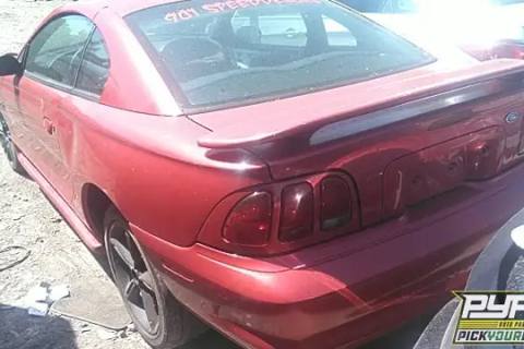 Photo of 1998 Ford Mustang