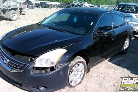 Photo of 2010 Nissan Altima