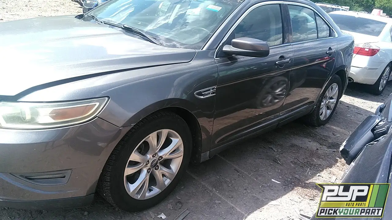 Photo of 2011 Ford Taurus