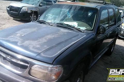 Photo of 2000 Ford Explorer