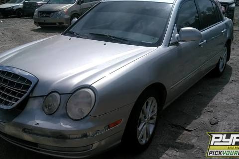 Photo of 2005 Kia Amanti
