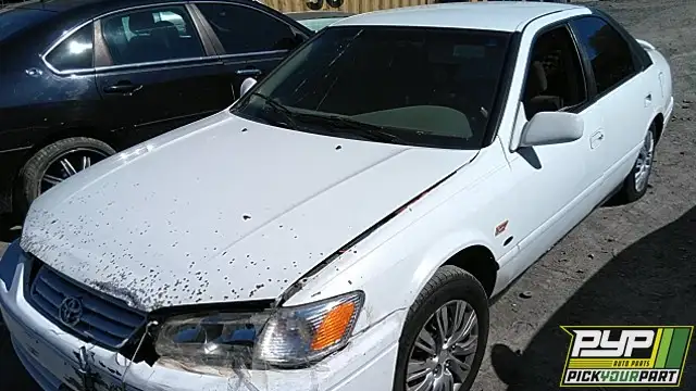 Photo of 1999 Toyota Camry