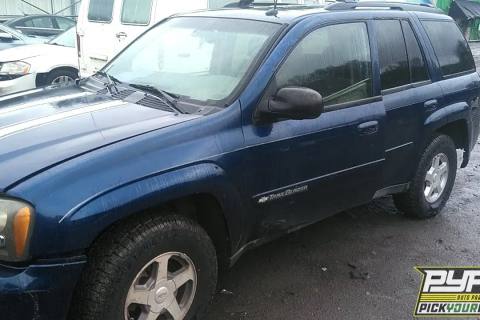 Photo of 2004 Chevrolet Trailblazer