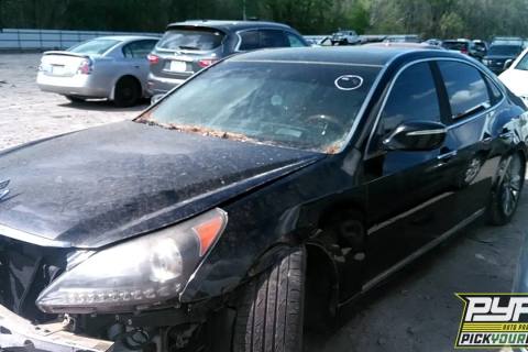 Photo of 2014 Hyundai Equus