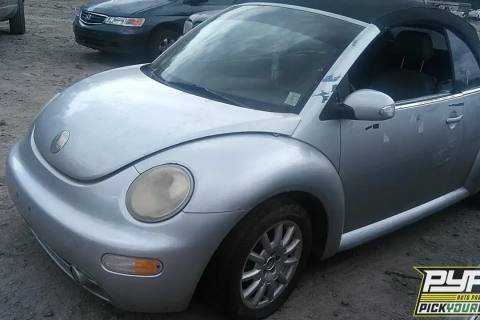 Photo of 2005 Volkswagen Beetle