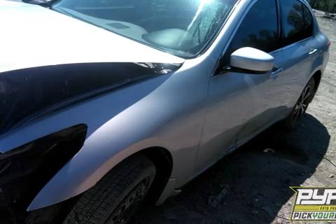 Photo of 2011 Infiniti G37