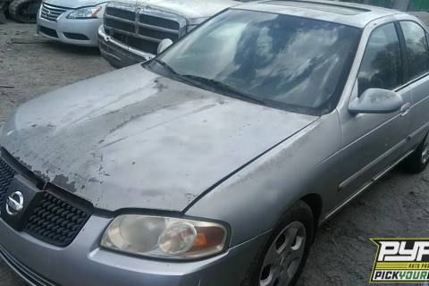 Photo of 2004 Nissan Sentra