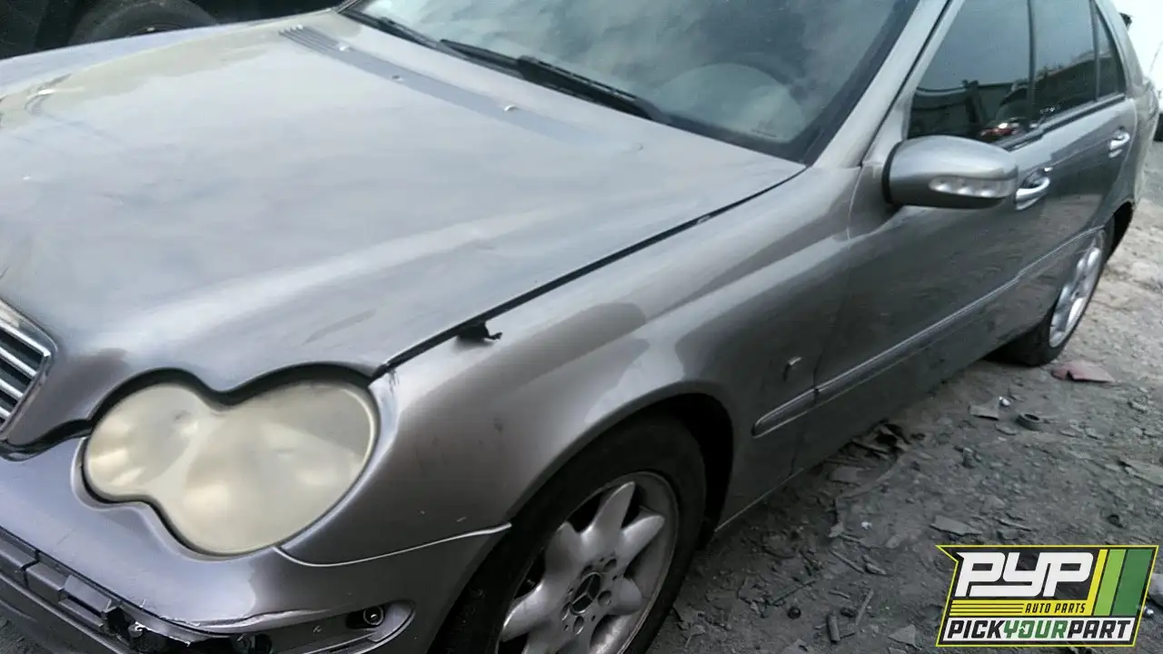 Photo of 2004 Mercedes-Benz C320