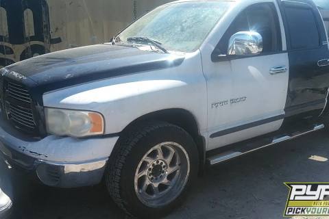 Photo of 2002 Dodge Ram 1500