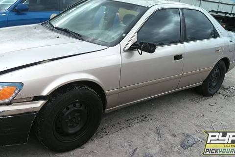 Photo of 2001 Toyota Camry