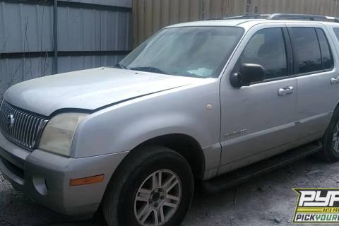 Photo of 2002 Mercury Mountaineer