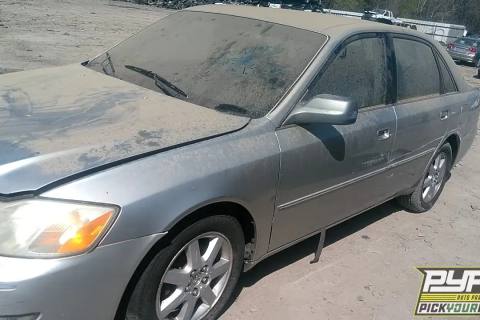 Photo of 2001 Toyota Avalon