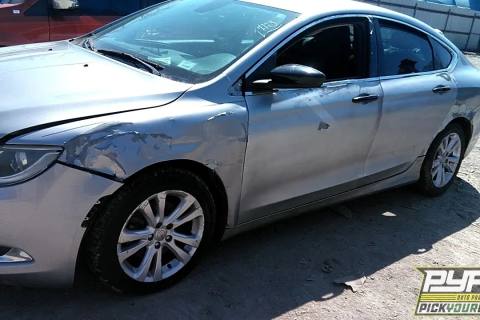 Photo of 2015 Chrysler 200
