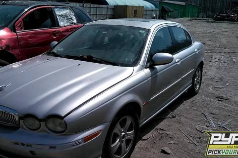 Photo of 2005 Jaguar X-Type