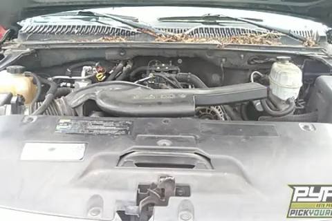 Photo of 2004 Chevrolet Tahoe