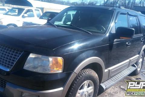 Photo of 2003 Ford Expedition