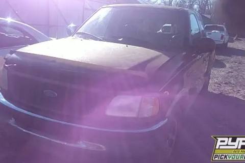 Photo of 1997 Ford F-150