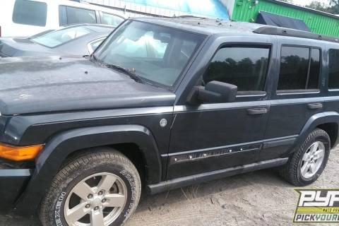 Photo of 2006 Jeep Commander