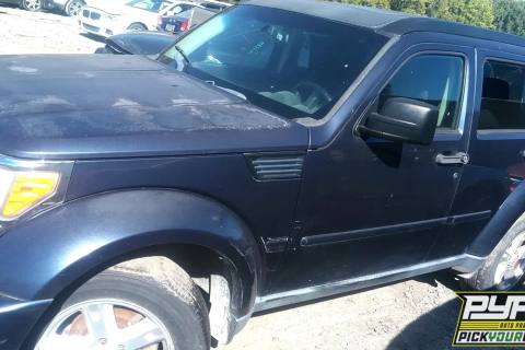 Photo of 2008 Dodge Nitro