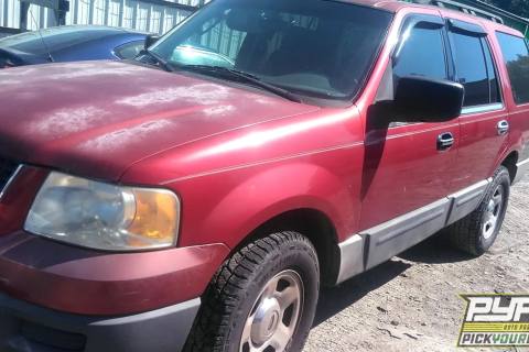 Photo of 2005 Ford Expedition