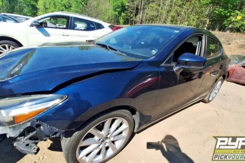 Photo of 2017 Mazda 3