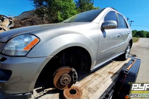Photo of 2008 Mercedes-Benz Ml320