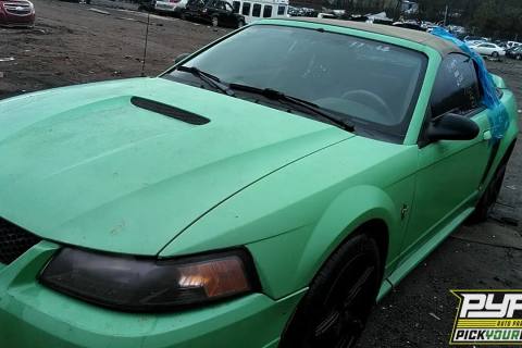 Photo of 2001 Ford Mustang
