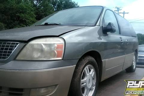 Photo of 2005 Ford Freestar
