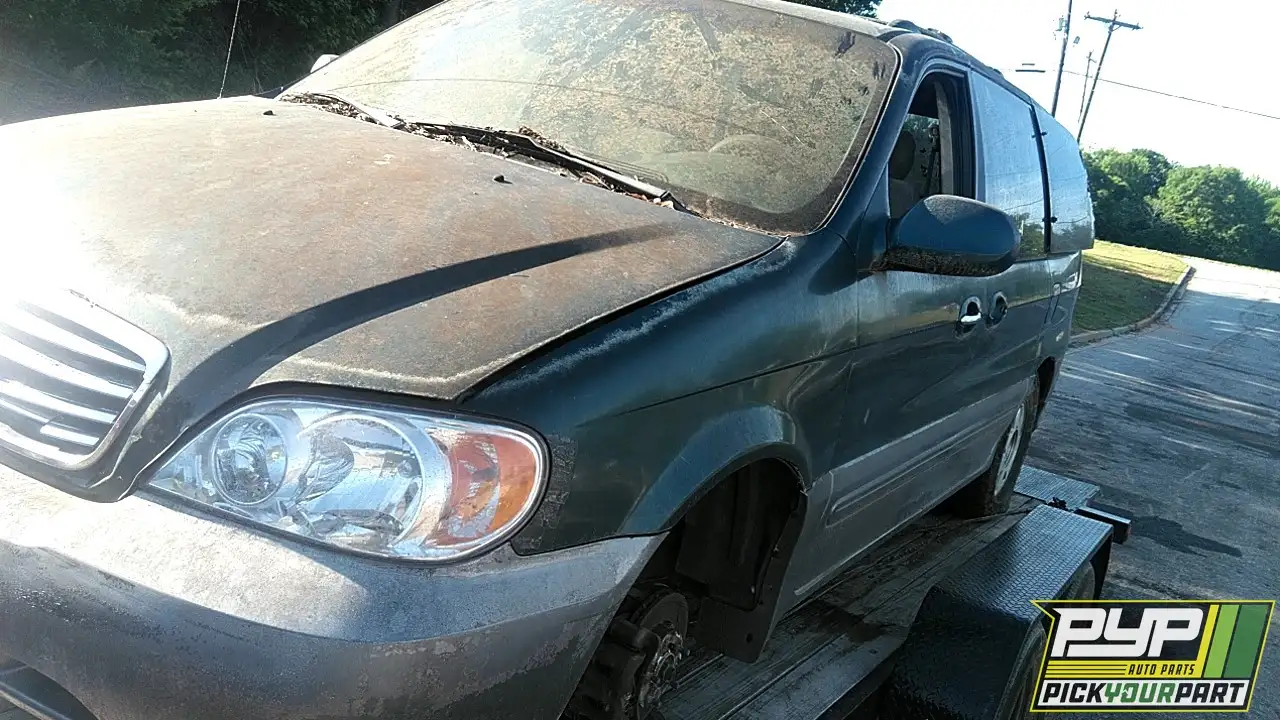 Photo of 2003 Kia Sedona