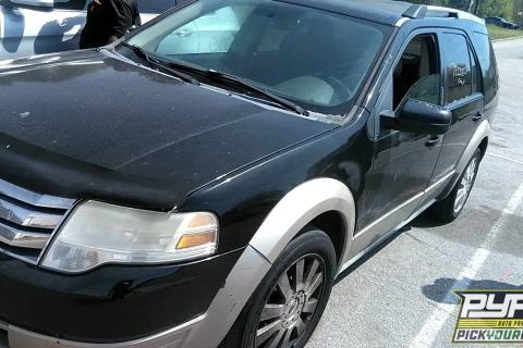 Photo of 2008 Ford Taurus X