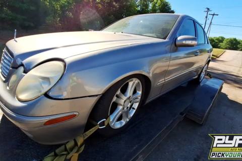 Photo of 2004 Mercedes-Benz E500