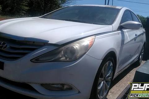 Photo of 2011 Hyundai Sonata