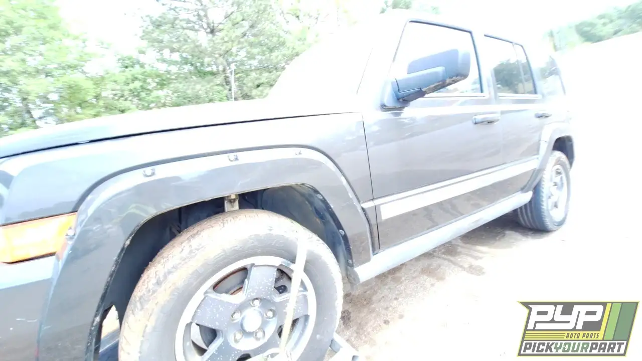 Photo of 2006 Jeep Commander