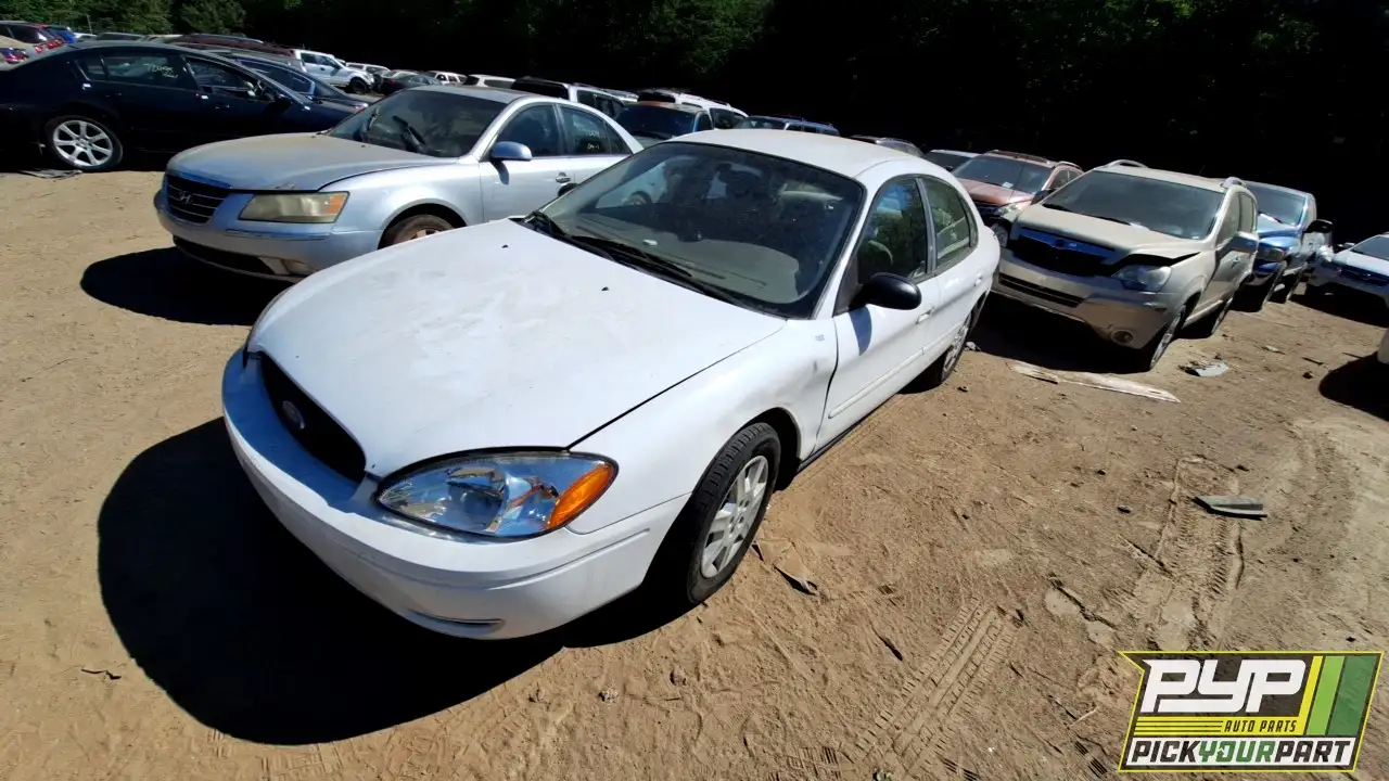 Photo of 2005 Ford Taurus