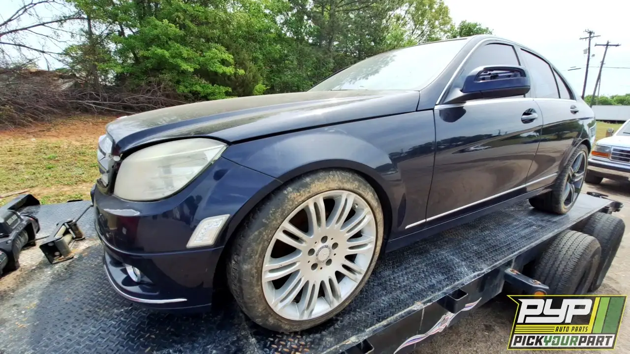 Photo of 2009 Mercedes-Benz C300