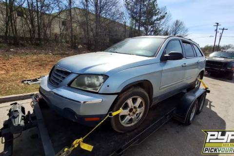 Photo of 2004 Chrysler Pacifica