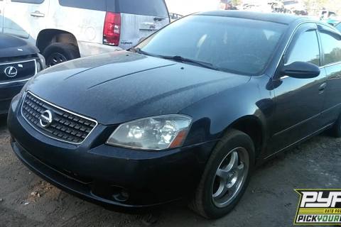 Photo of 2005 Nissan Altima