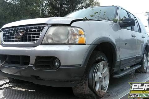 Photo of 2003 Ford Explorer