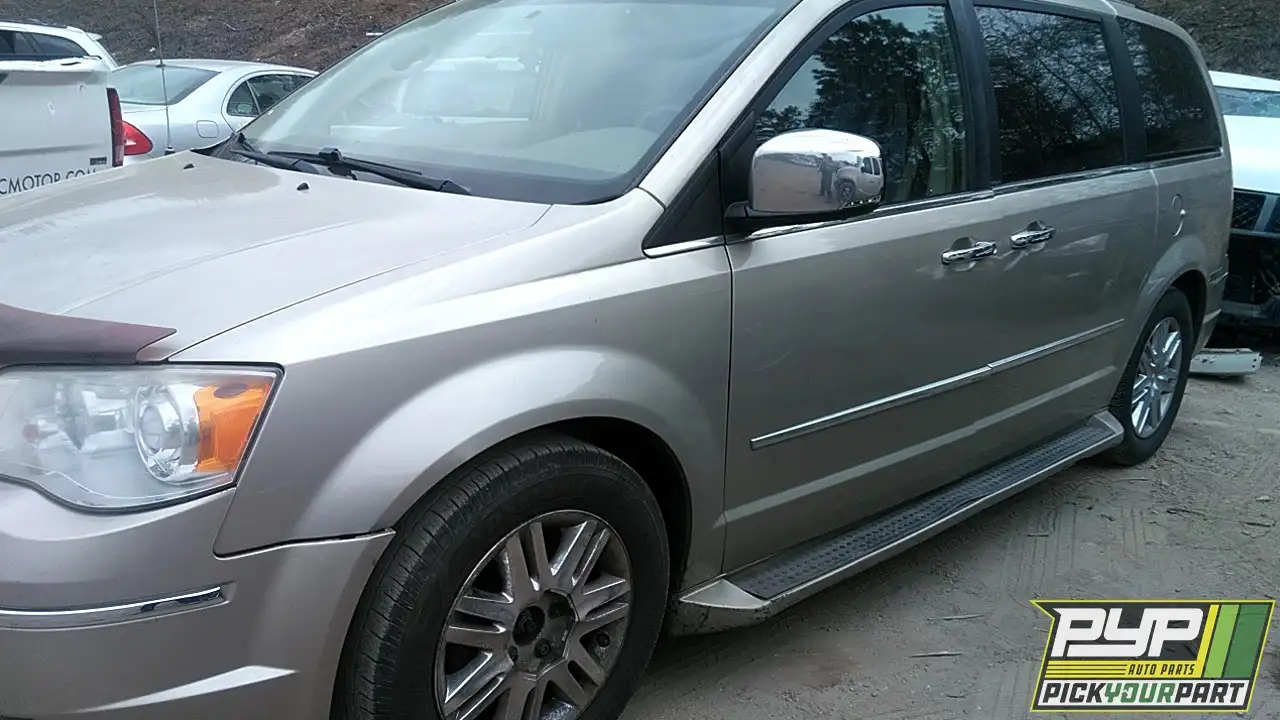 Photo of 2008 Chrysler Town & Country